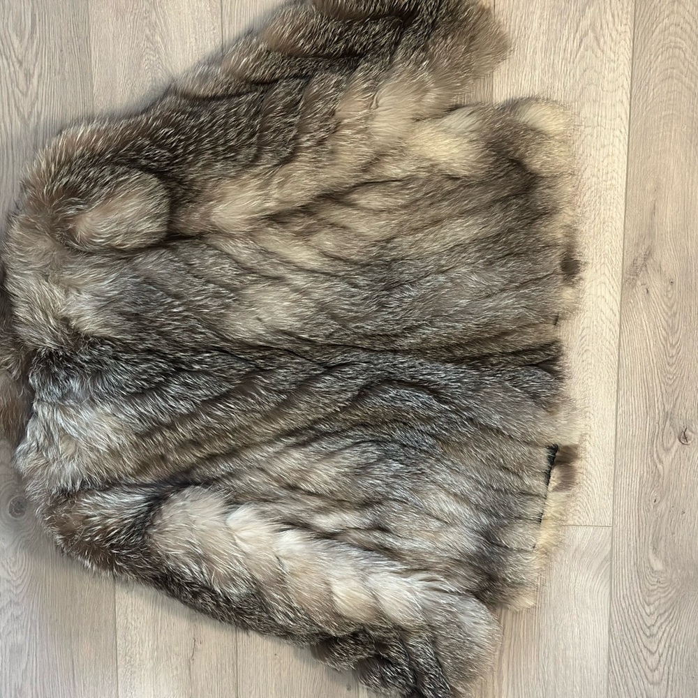 Saga Fox Real Fur Coat | Blue Frost Fox (Gray/Silver Tone) | Size M | Vintage - Picture 14 of 15